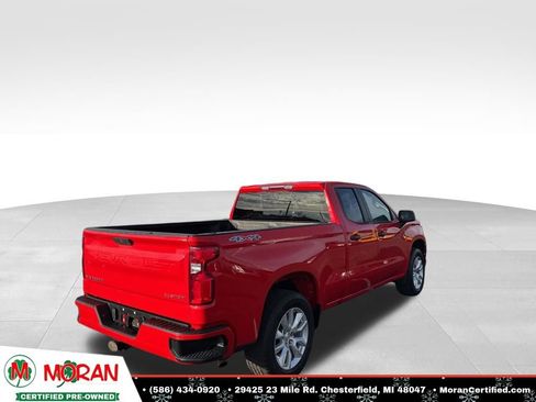 Used 2020 Chevrolet Silverado 1500 Custom w/ Custom Value Package image 5