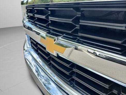Used 2018 Chevrolet Silverado 1500 LT AWD/4WD image 28