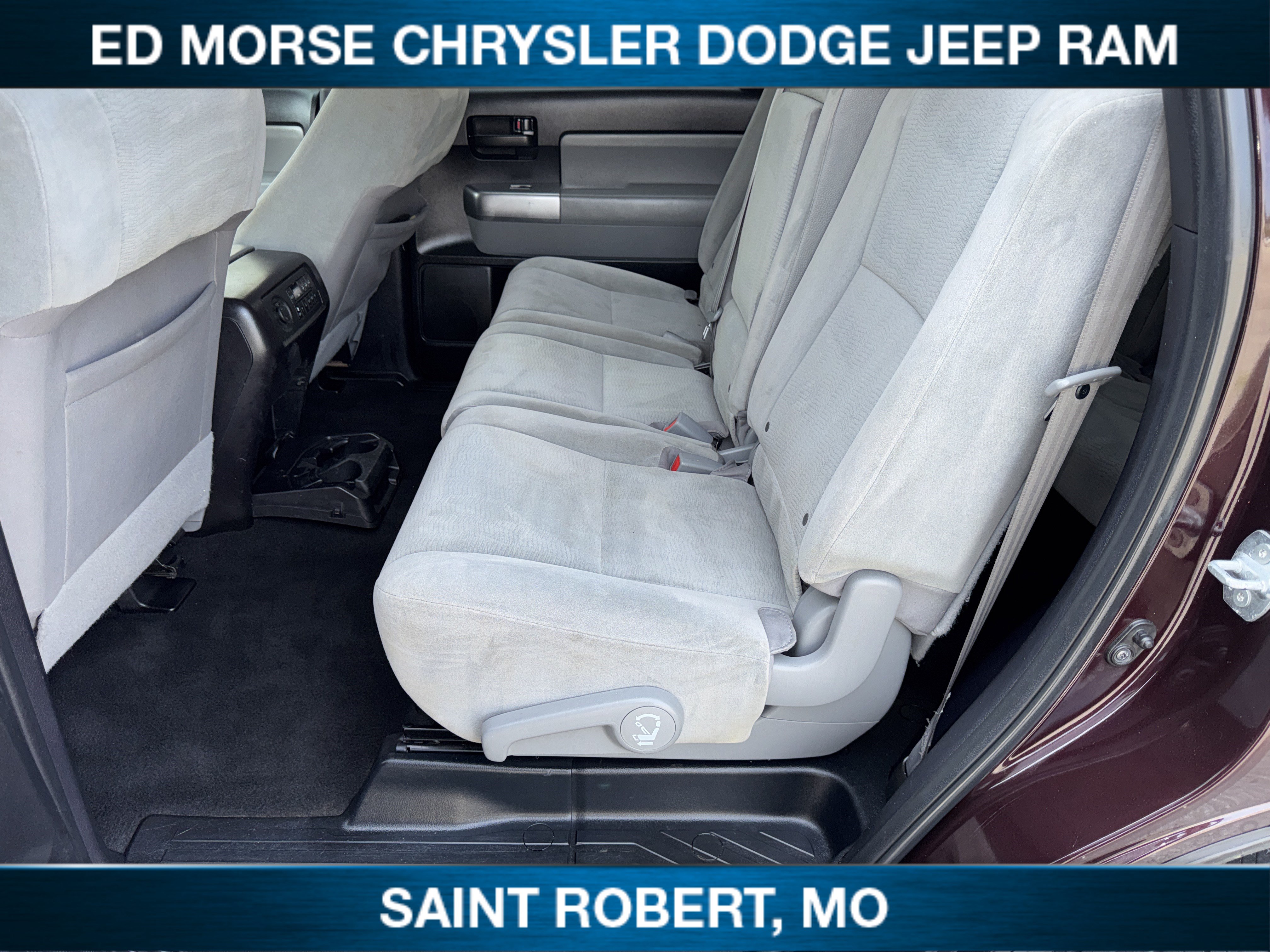 Used 2019 Toyota Sequoia SR5 AWD/4WD image 27