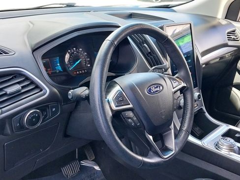 Used 2024 Ford Edge SEL image 18