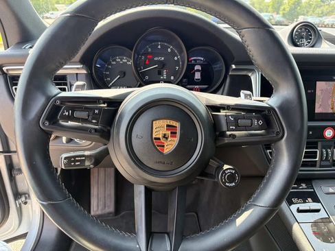 Used 2022 Porsche Macan GTS AWD/4WD image 8