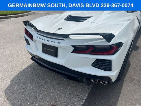Used 2024 Chevrolet Corvette Stingray Preferred Conv w/ Z51 Performance Package RWD image 8