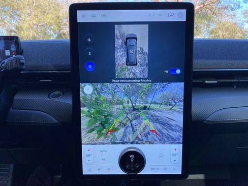 Used 2021 Ford Mustang Mach-E Premium image 26