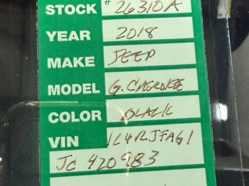 Used 2018 Jeep Grand Cherokee Altitude AWD/4WD image 26