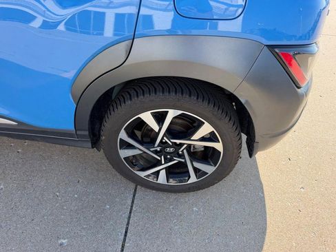 Used 2022 Hyundai Kona Limited w/ Cargo Package AWD/4WD image 5