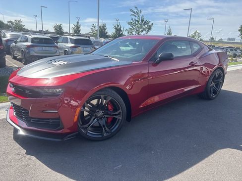 Used 2023 Chevrolet Camaro SS RWD image 1