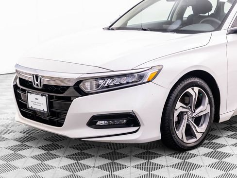 Used 2018 Honda Accord EX image 34