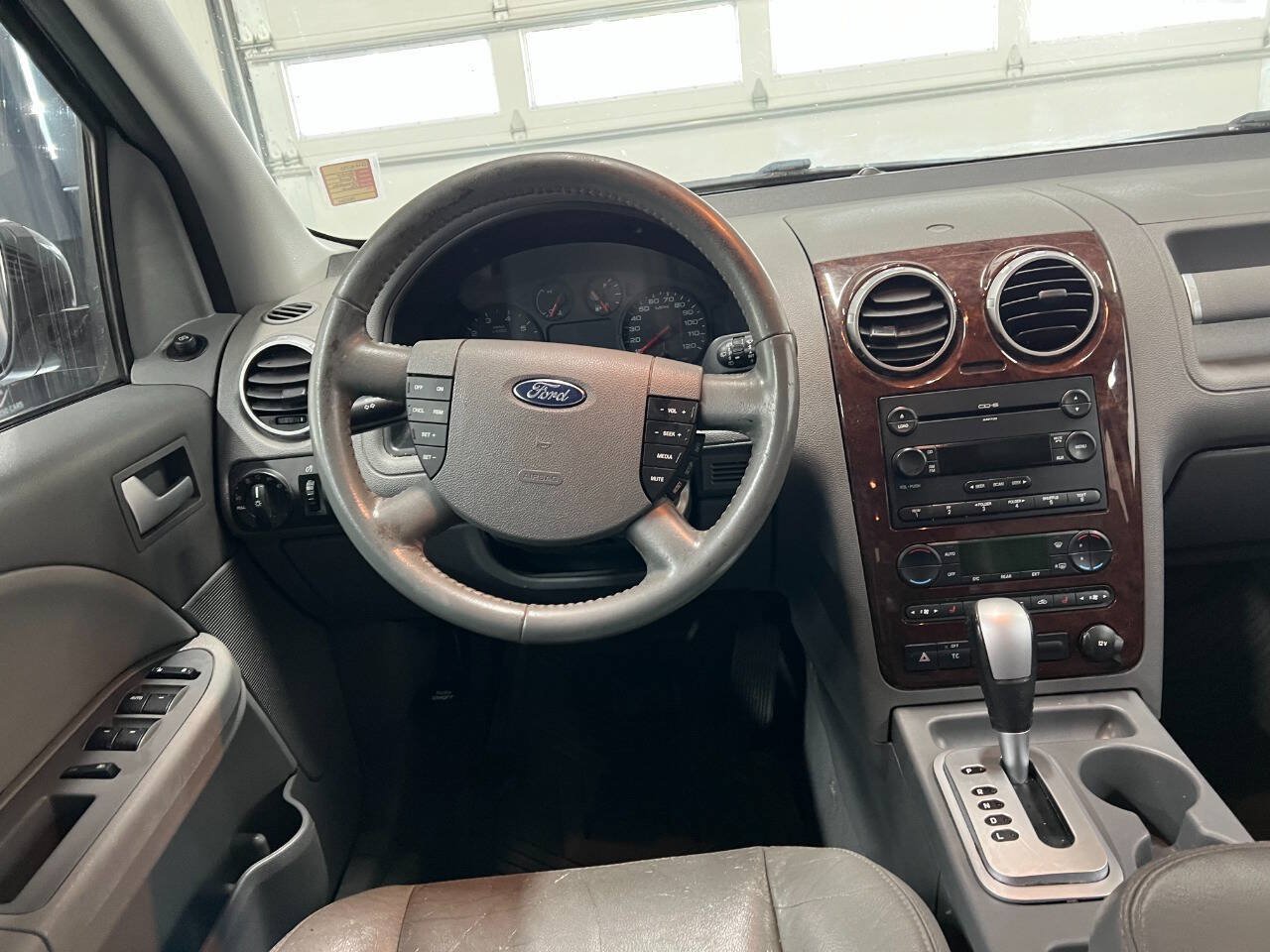 Used 2007 Ford Freestyle SEL AWD/4WD image 8