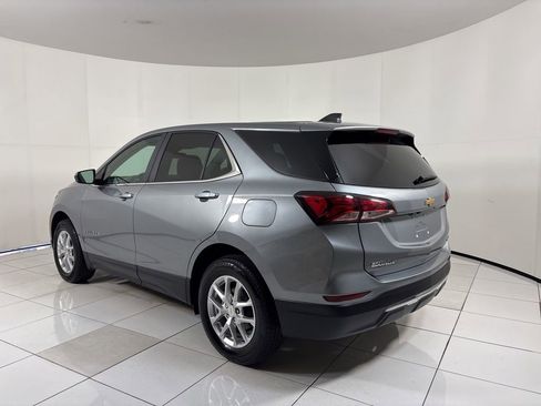 Used 2023 Chevrolet Equinox LT image 3