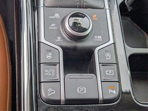 Used 2023 Kia Sorento SX Prestige image 20