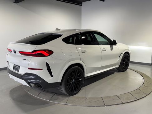 Used 2023 BMW X6 xDrive40i w/ M Sport Package AWD/4WD image 13