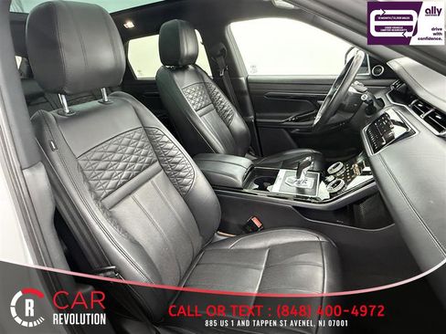 Used 2020 Land Rover Range Rover Evoque SE image 52