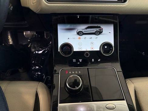 Used 2019 Land Rover Range Rover Velar R-Dynamic SE AWD/4WD image 14