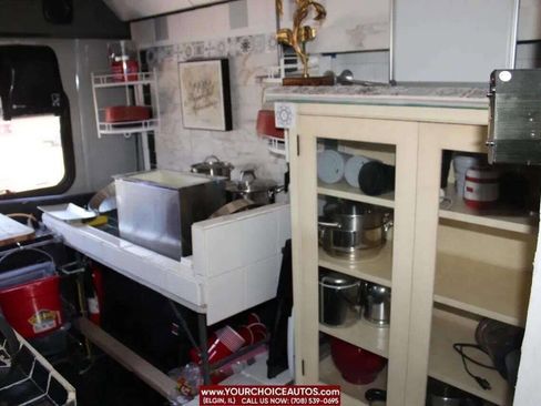 Used 2006 Ford E-450 and Econoline 450 image 38