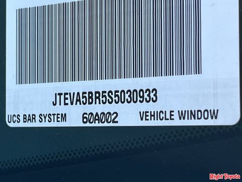 Certified 2025 Toyota 4Runner SR5 AWD/4WD image 34