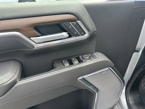 New 2026 Chevrolet Silverado 2500 High Country w/ High Country Premium Package AWD/4WD image 9