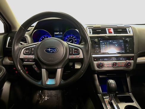 Used 2017 Subaru Outback 2.5i Limited image 28