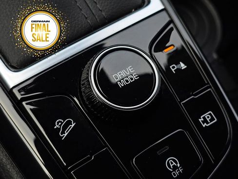 Certified 2025 Kia Sportage EX image 28