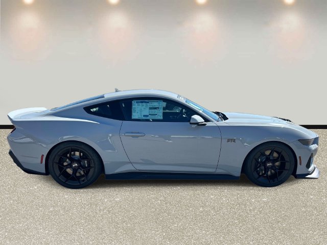 New 2026 Ford Mustang GT Premium w/ GT Performance Package RWD image 4