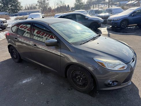 Used 2012 Ford Focus SE image 5