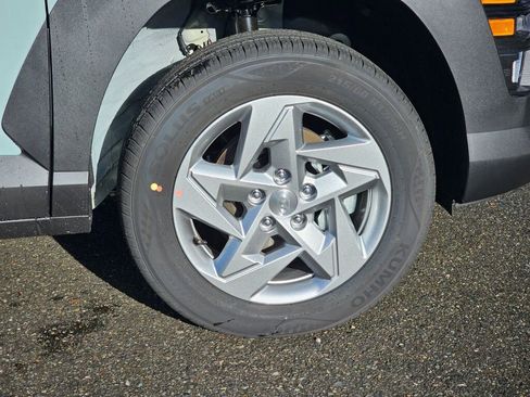 New 2026 Hyundai Kona SE image 9