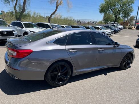Used 2018 Honda Accord Sport image 20
