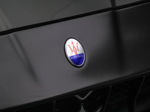 Used 2018 Maserati GranTurismo Sport image 26