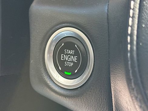 Used 2021 Chevrolet Tahoe LT w/ LT Signature Package AWD/4WD image 38