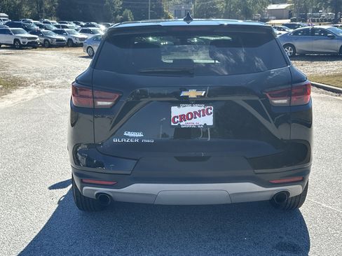 Used 2025 Chevrolet Blazer LT image 6