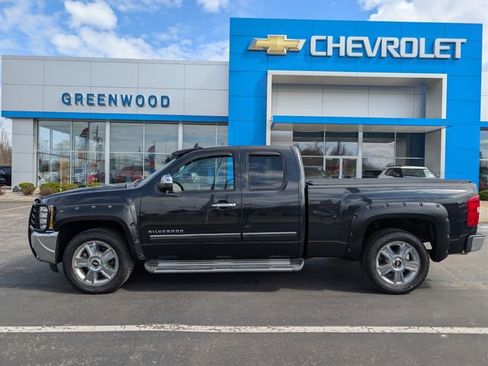Used 2012 Chevrolet Silverado 1500 LT w/ Interior Plus Package image 2
