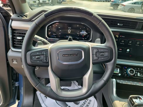 Used 2026 GMC Sierra 1500 Denali AWD/4WD image 21