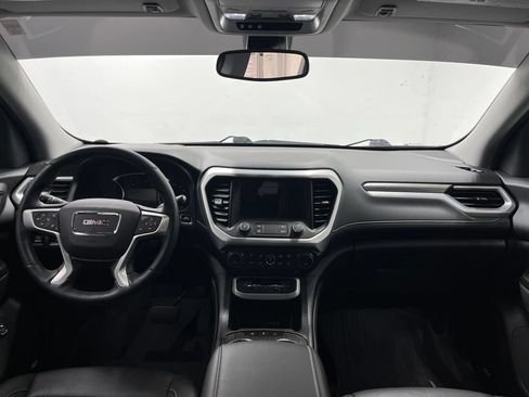 Used 2023 GMC Acadia SLT w/ Elevation Edition FWD image 9
