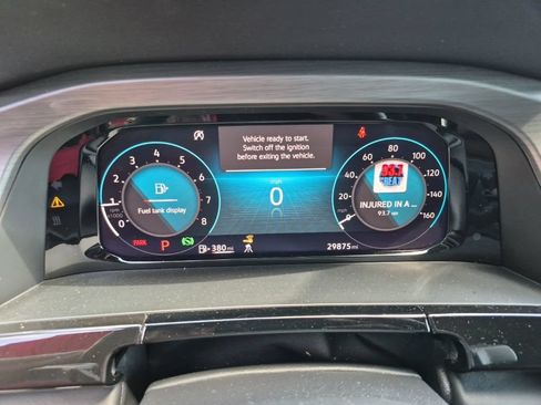 Used 2025 Volkswagen Atlas Cross Sport SE FWD image 6