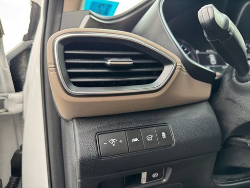 Certified 2023 Hyundai Santa Fe SEL AWD/4WD image 32