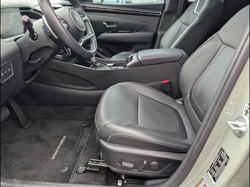 Used 2023 Hyundai Santa Cruz Limited image 10