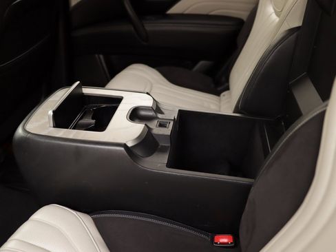 Used 2019 INFINITI QX80 Limited w/ All-Season Package image 37