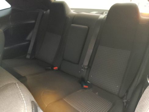 Used 2019 Dodge Challenger SXT image 18