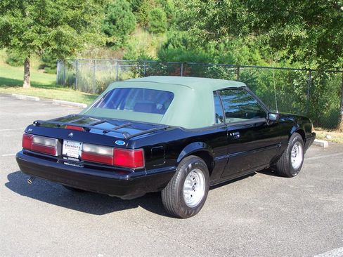 Used 1992 Ford Mustang LX image 4