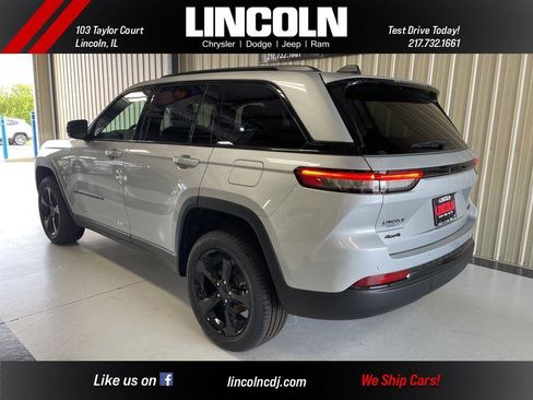 New 2025 Jeep Grand Cherokee Limited w/ Black Appearance Package image 5