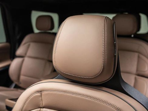 New 2026 Lincoln Navigator Black Label AWD/4WD image 14