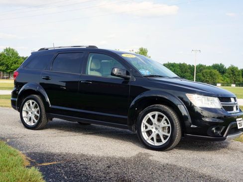 Used 2018 Dodge Journey SXT w/ Connectivity Group AWD/4WD image 5