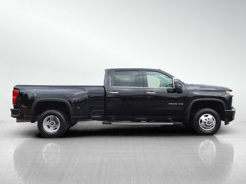 Used 2020 Chevrolet Silverado 3500 High Country w/ Snow Plow Prep/Camper Package image 6