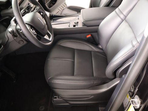 New 2026 Lincoln Aviator 2WD image 12