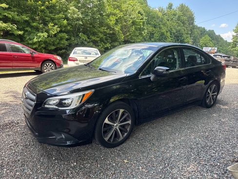Used 2015 Subaru Legacy 2.5i Limited AWD/4WD image 2