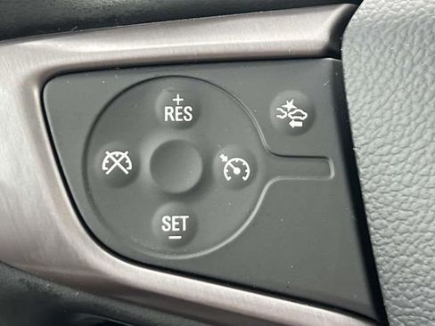 Certified 2023 GMC Acadia AT4 image 22