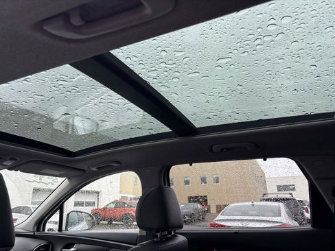 Used 2019 Hyundai Santa Fe AWD image 9