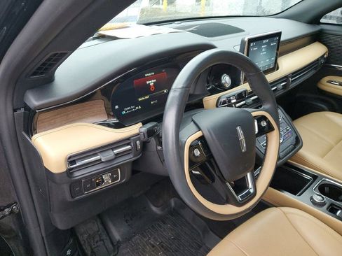 Used 2022 Lincoln Corsair Reserve image 8