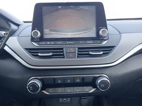 Used 2023 Nissan Altima 2.5 SR image 21