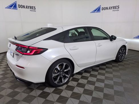 Used 2025 Honda Civic Sport Touring image 9