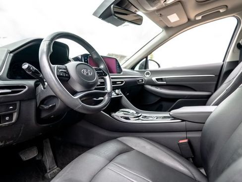 Used 2020 Hyundai Sonata Limited FWD image 3